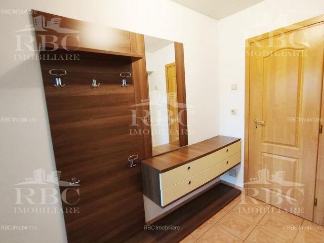 Apartament 3 camere pe strada Detunata