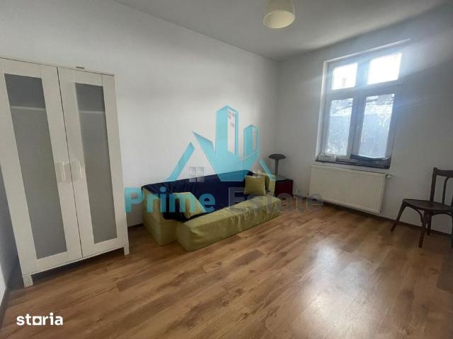 Apartament 3 camere pe Strada Motilor