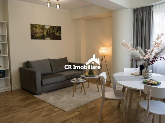 Apartament 3 camere, Piata Unirii