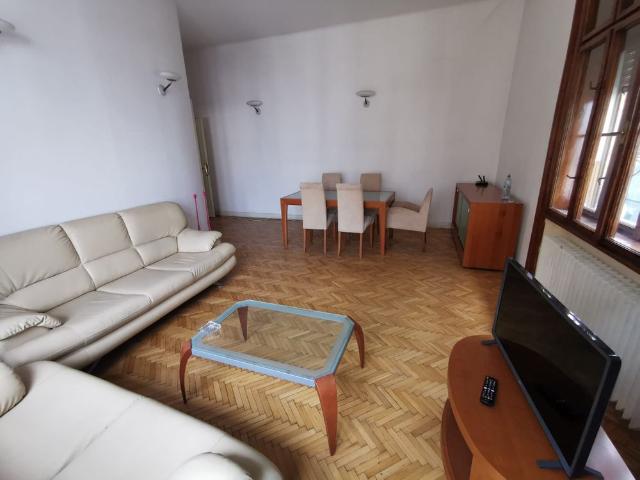 Apartament 3 camere – Piata Victoriei