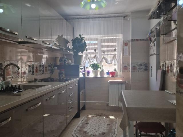 Apartament 3 camere Pietonalul Transilvaniei