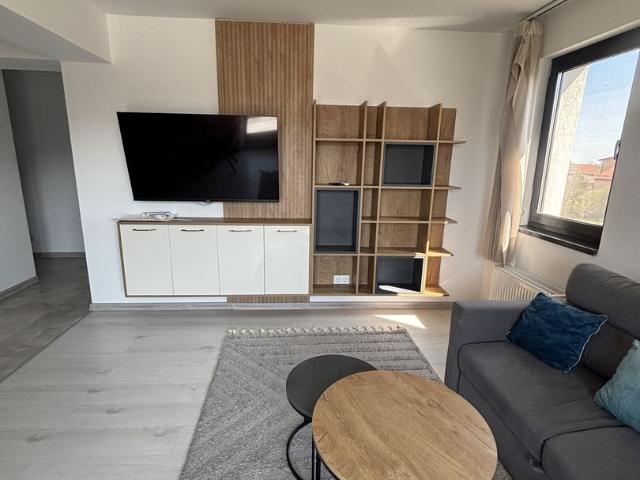 Apartament 3 camere Pipera Rond OMV cu loc de parcare subteran