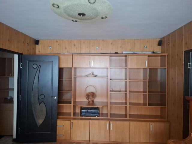 Apartament 3 Camere Podul de Piatra 550 euro