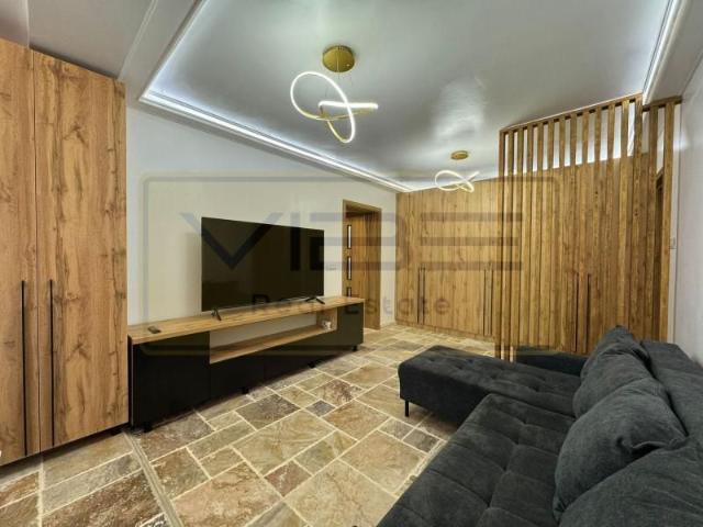 Apartament 3 camere premium Podu Ros Palas Mall