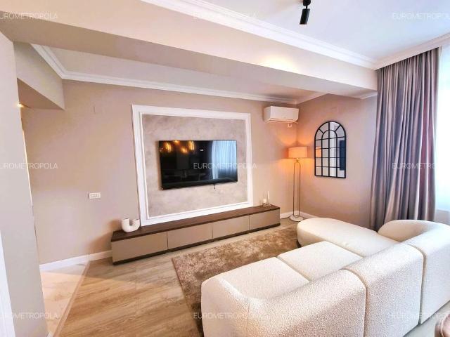 Apartament 3 camere, prima inchiriere