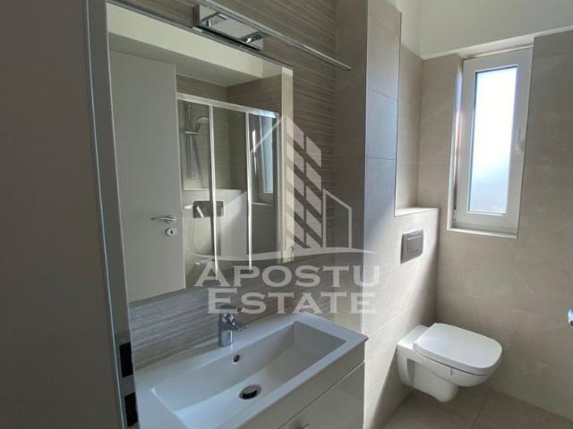 Apartament 3 camere, prima inchiriere, centrala proprie.