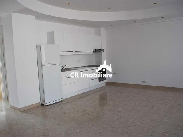 Apartament 3 camere Primaverii