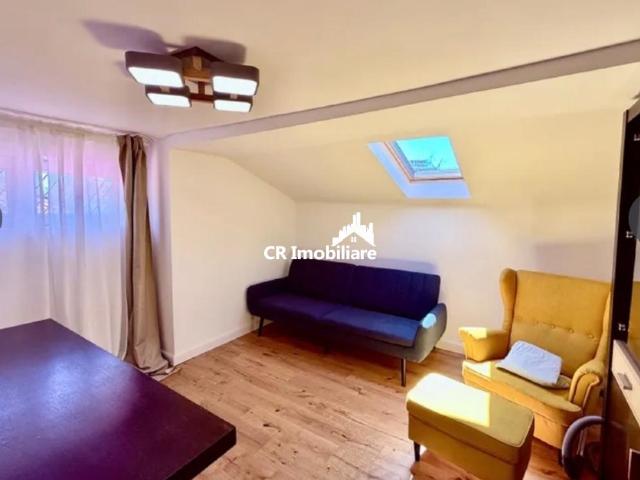 Apartament 3 camere, Primaverii