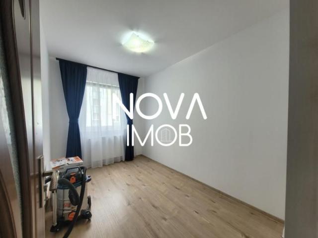 Apartament 3 camere recent renovat Hipodrom 2