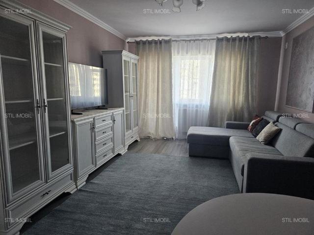 Apartament 3 camere, recent renovat prima închiriere autogară P