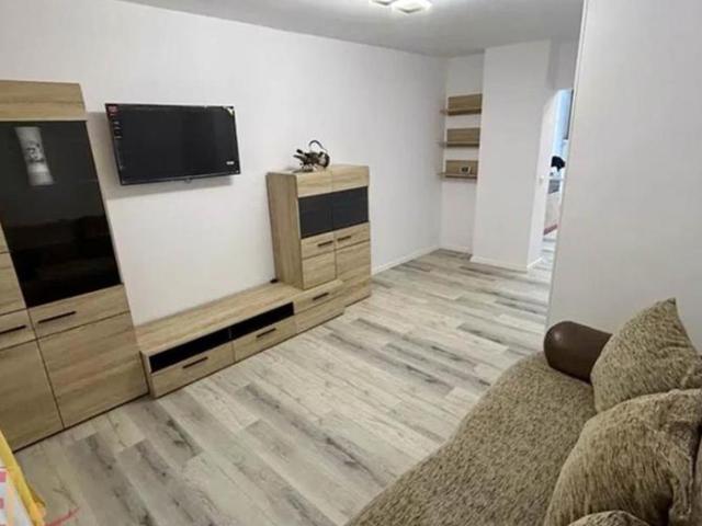 Apartament 3 camere, renovat, 2 bai, Tudor, Pandurilor, Targu Mures