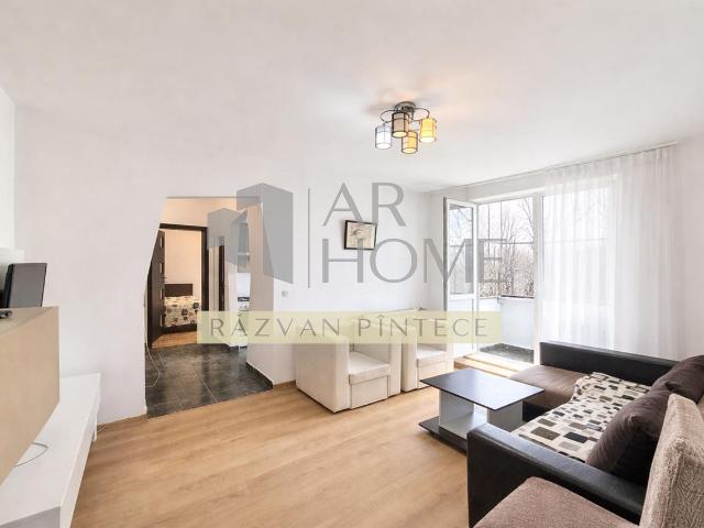Apartament 3 camere, renovat si spatios, zona Nord Cina, Ploiesti