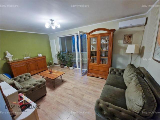Apartament 3 camere, renovat, UMF, Spital, central, lift, Targu Mures