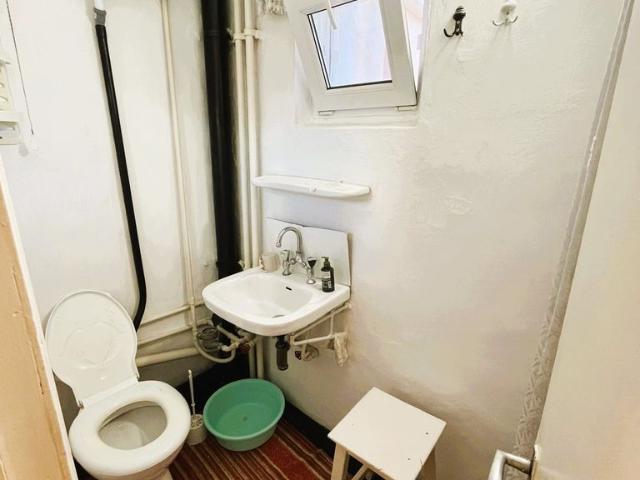 Apartament 3 camere | str babadag | etaj. 1