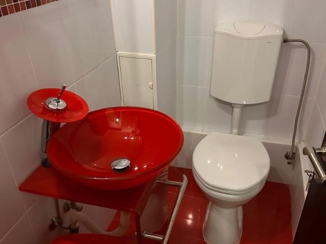 Apartament 3 camere, str. Iuliu Maniu
