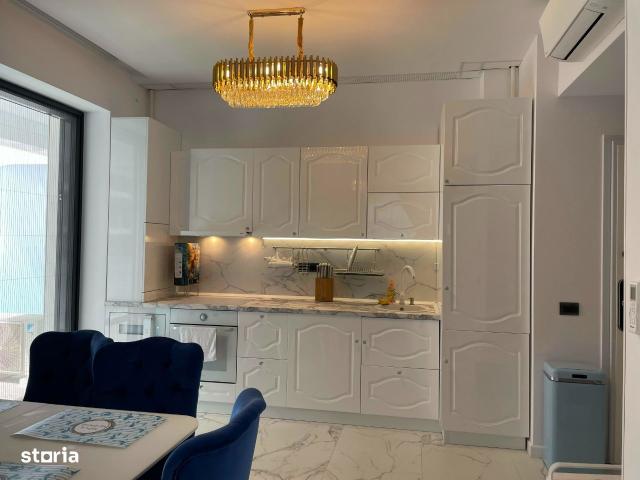 Apartament 3 camere Sea On Mamaia 5* primul rand la plaja la cheie