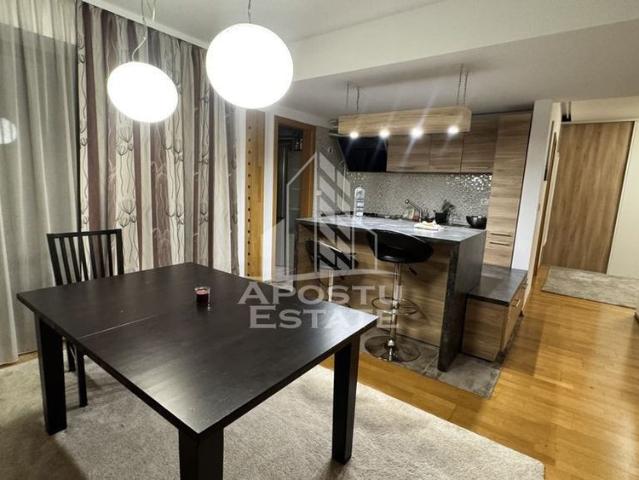 Apartament 3 camere, semidecomandat, et 2/4, Zona Sagului