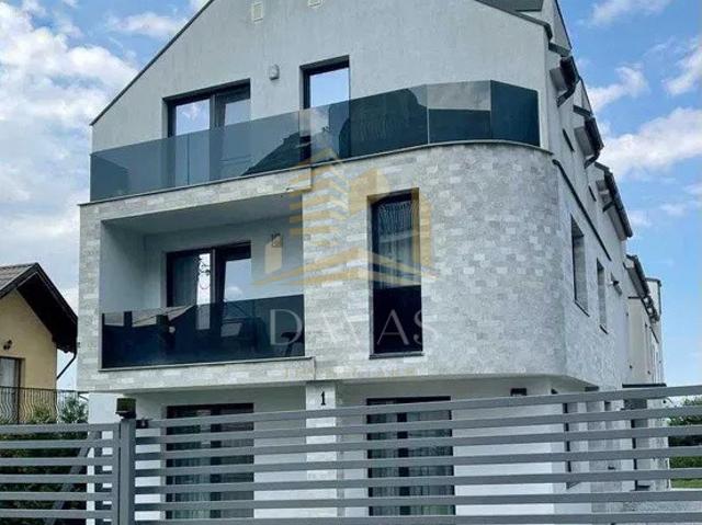 Apartament 3 camere semidecomandat + Parcare inclusa | UMF | Zorilor
