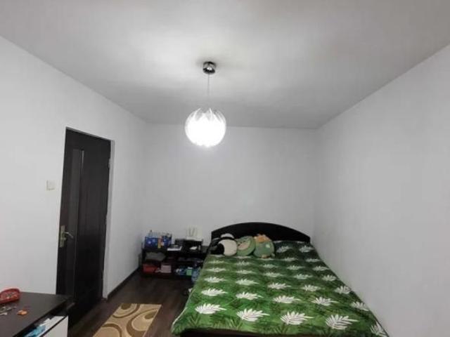 Apartament, 3 camere semidecomandat, 64 mp, Podu Ros, de inchiriat, Restaurant Cotnari, Cod 161931