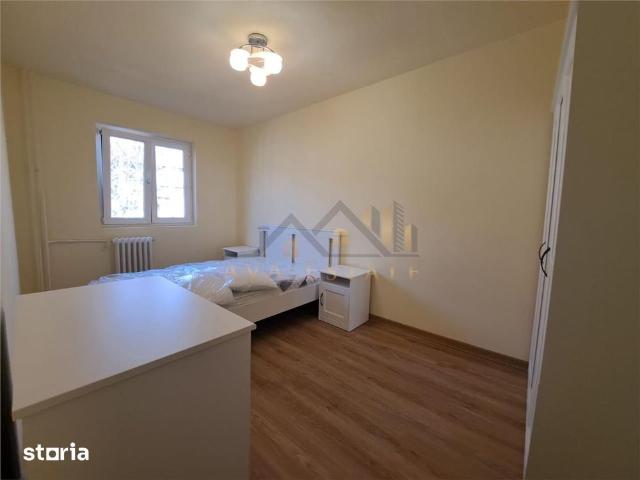 Apartament 3 camere, semidecomandat, 60 mp, et.3, Zona Dacia