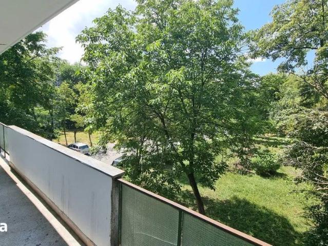 Apartament 3 camere, semidecomandat, 61 mp + balcon, Gheorgheni