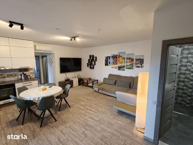 Apartament 3 camere smart home, 2 băi, terasă & parcare – central Cluj