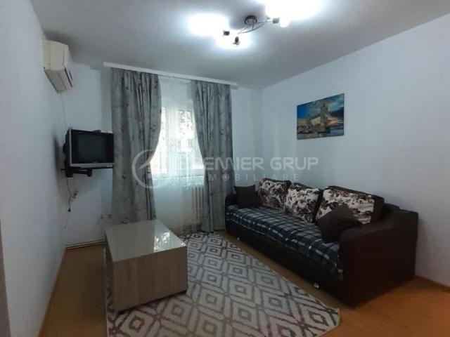 Apartament 3 camere, Tatarasi, 54mp
