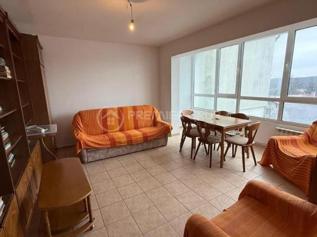 Apartament 3 camere, Tatarasi, 68mp