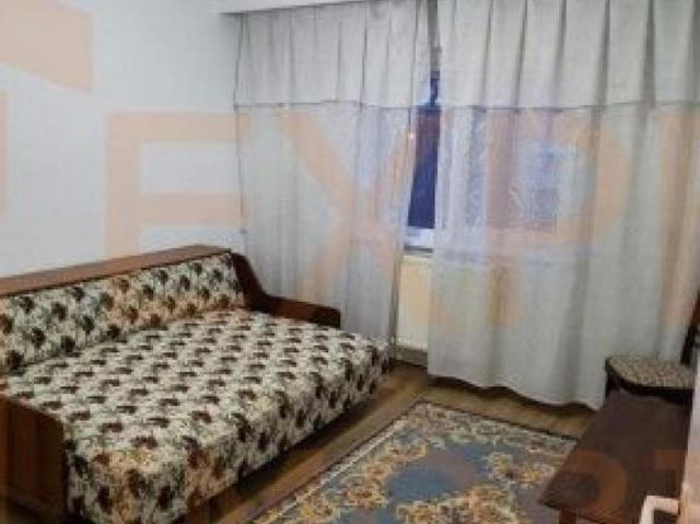 Apartament 3 camere, termen lung, in centrul Constantei