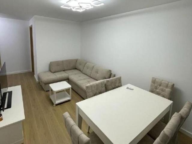 Apartament 3 camere | terasa | loc parcare | Piata Presei