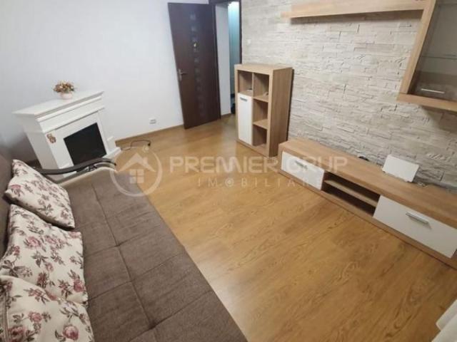 Apartament 3 camere, Tg Cucu, 65mp