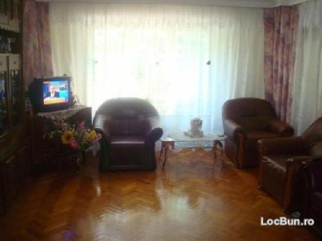 APARTAMENT 3 CAMERE TINERETULUI