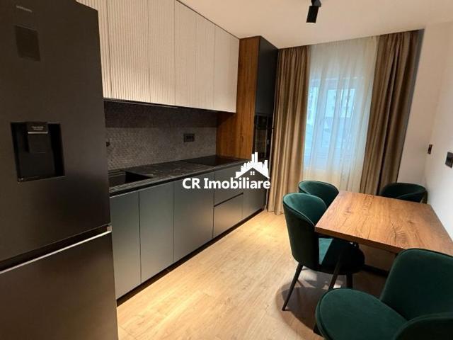Apartament 3 camere, Tineretului