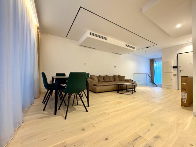 apartament 3 camere | tip duplex | zona aviatorilor