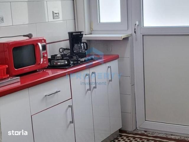 Apartament 3 camere Ultracentral Universitate cu cetrala de Imobil