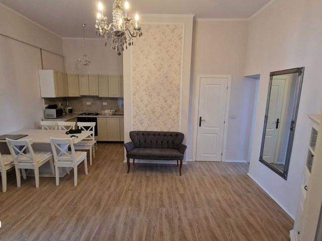 Apartament 3 camere ultracentral, zona Republicii renovat, lux