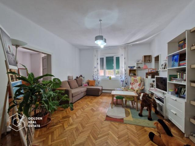 Apartament 3 camere, ultracentral, luminos si frumos amenajat