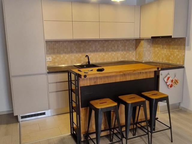 Apartament 3 camere Unirii de închiriat