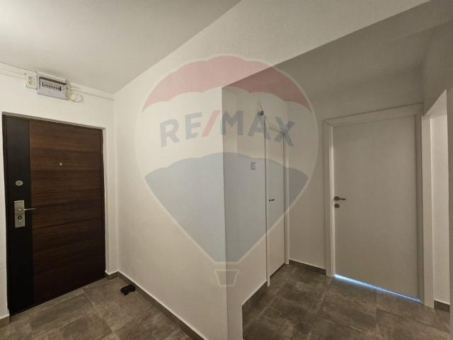 Apartament 3 camere vanzare in bloc de apartamente Timis, Lugoj, Central vezi locația pe hartă