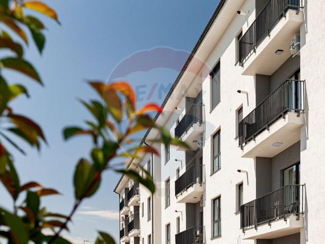 Apartament 3 camere vanzare in bloc de apartamente Arad, Gradiste vezi locația pe hartă
