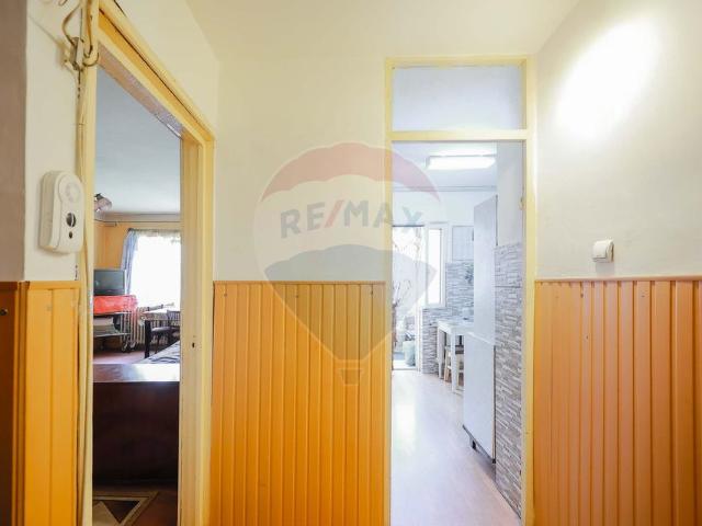 Apartament 3 camere vanzare in bloc de apartamente Bihor, Oradea, Rogerius vezi locația pe hartă