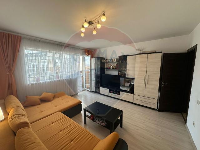 Apartament 3 camere vanzare in bloc de apartamente Brasov, Sanpetru vezi locația pe hartă