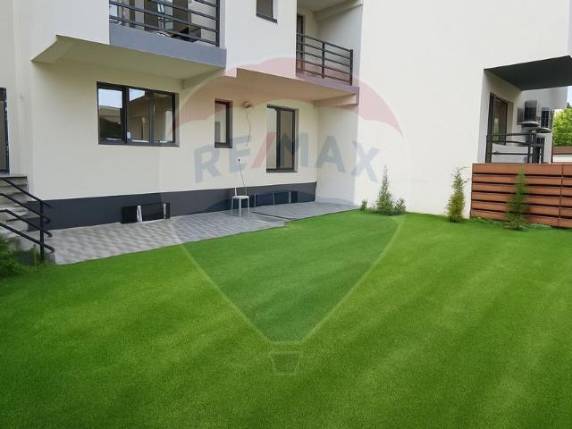 Apartament 3 camere vanzare in bloc de apartamente Bucuresti, Andronache vezi locația pe hartă
