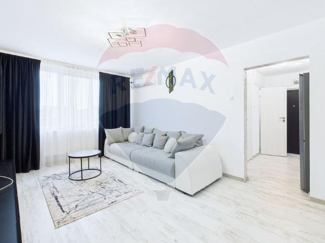 Apartament 3 camere vanzare in bloc de apartamente Bucuresti, Drumul Taberei vezi locația pe hartă