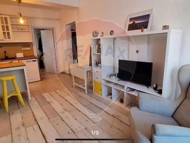 Apartament 3 camere vanzare in bloc de apartamente Bucuresti Ilfov, Dobroesti vezi locația pe hartă