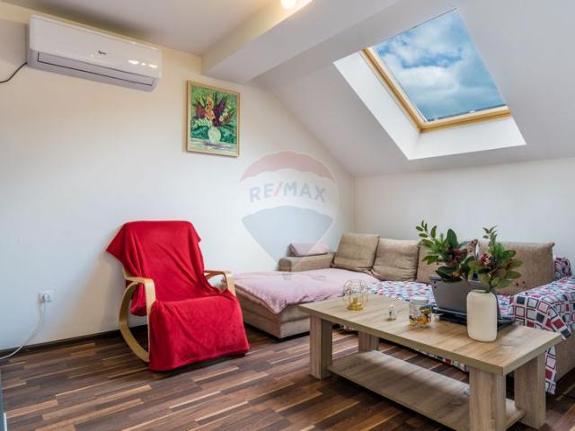 Apartament 3 camere vanzare in bloc de apartamente Cluj Napoca, Zorilor vezi locația pe hartă
