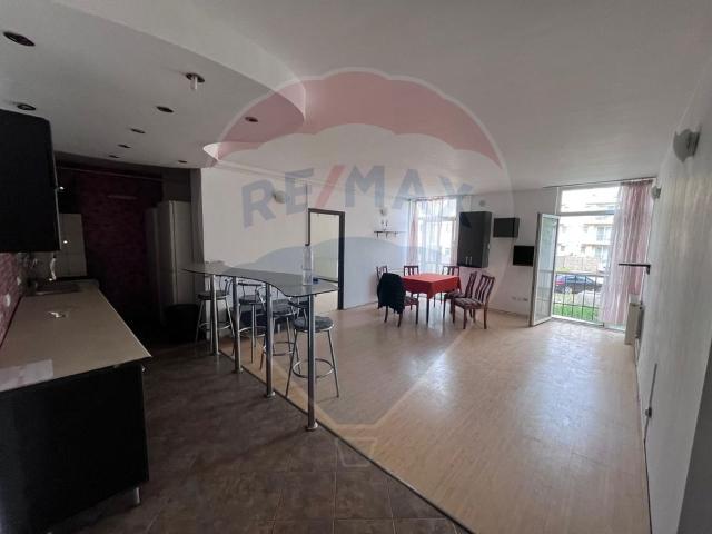 Apartament 3 camere vanzare in bloc de apartamente Cluj, Floresti vezi locația pe hartă