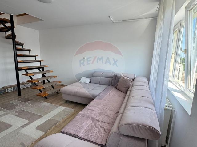 Apartament 3 camere vanzare in bloc de apartamente Sibiu, Vasile Aaron vezi locația pe hartă