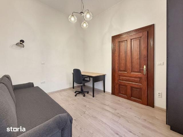 Apartament 3 camere, zona centrala!