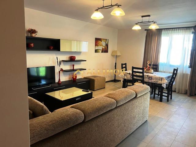 Apartament 3 camere zona Andrei Muresanu
